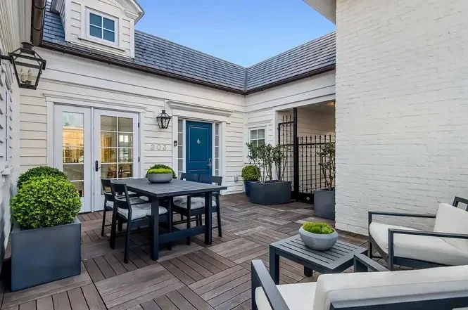 Townhouse, $18,990 /month — Home, For Rent on Riv, photo 5 of 5