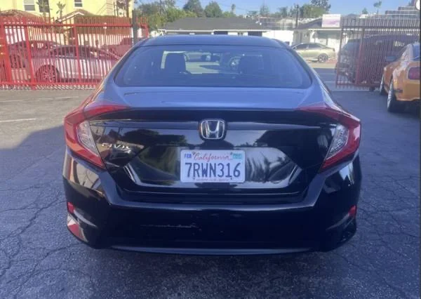 Honda Civic, $17,073 — Marketplace, For Sale on Riv, photo 3 of 5