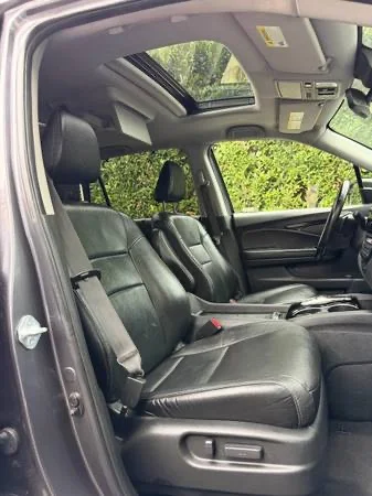 Honda Pilot, $16,800 — Auto, For Sale on Riv, photo 3 of 5